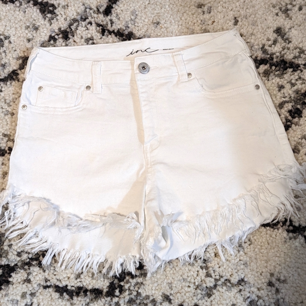 White INC jean shorts